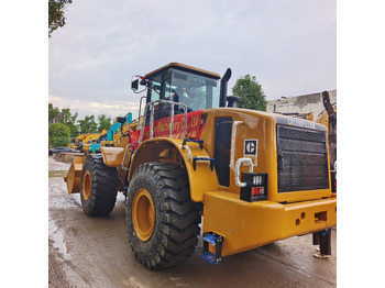 اللودر بعجل CATERPILLAR 950H