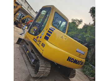 حفارة مصغرة KOMATSU PC60