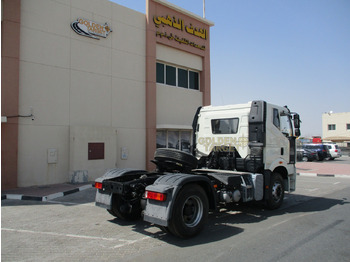FAW J6P-420 4x2 Head Truck إيجار FAW J6P-420 4x2 Head Truck: صور 3