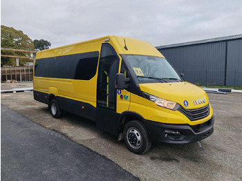حافلة صغيرة IVECO Daily