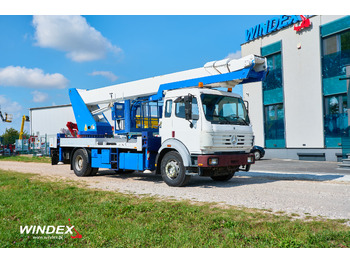 منصات هيدروليكية متنقلة