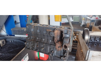 المحرك - آلات البناء Komatsu SAA6D102E-2: صور 2