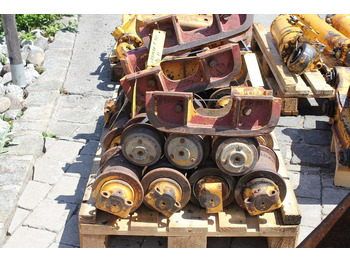 المسار الأسطوانة - آلات البناء Liebherr R 921: صور 4