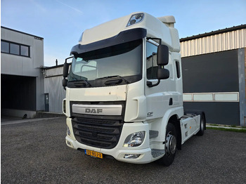 شاحنة جرار DAF CF