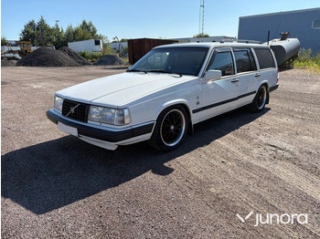سيارة VOLVO