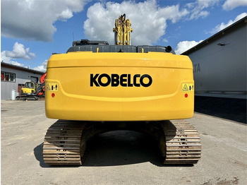 حفارات زحافة Kobelco SK210LC-11 PYÖRITTÄJÄLLÄ: صور 4