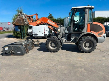 اللودر بعجل ATLAS