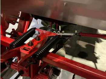 آلة حصاد Grimme Grimme FA / FDS, Front Mounted Fertiliser Aplicator: صور 5