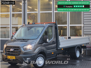 الشاحنات الصغيرة المسطحة FORD Transit