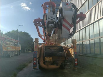 مضخة خرسانة XCMG Official Schwing Concrete Pump HB58V 58m Mobile Hydraulic Used Concrete Pump Truck For Sale: صور 4