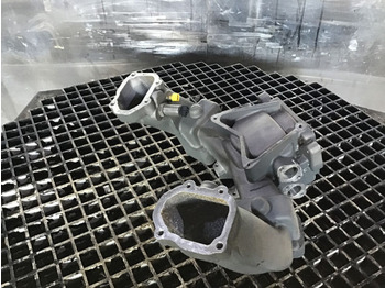 المحرك و قطع الغيار LIEBHERR