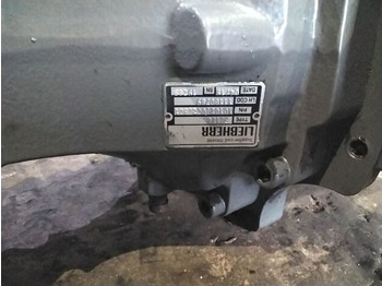 المحور و قطع الغيار LIEBHERR