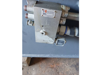 هيكل السيارة الخارجية Liebherr Stick 2.9 M: صور 3