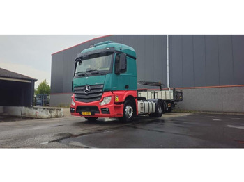 شاحنة جرار MERCEDES-BENZ Actros 1845
