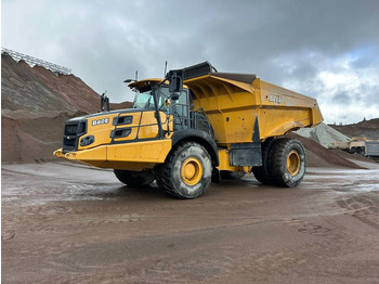 شاحنة مفصلية BELL