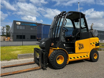 رافعة تلسكوبية JCB