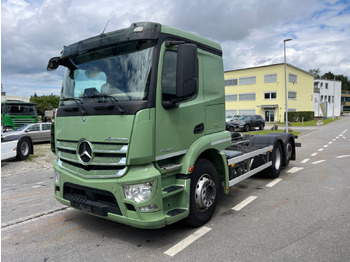 الشاسيه شاحنة MERCEDES-BENZ Actros 2543