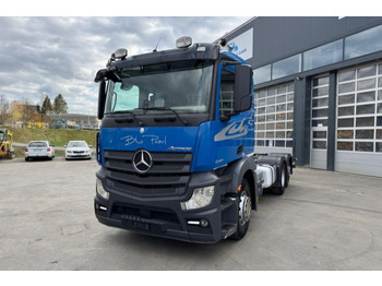 الشاسيه شاحنة MERCEDES-BENZ Actros 2545