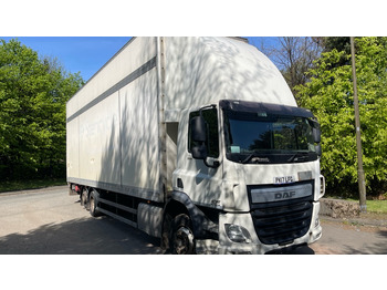 بصندوق مغلق شاحنة DAF CF 330