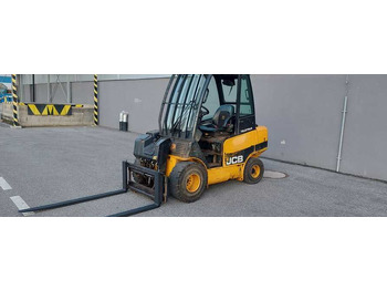 رافعة تلسكوبية JCB