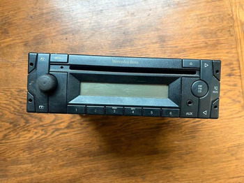 الكابينة والداخلية MERCEDES-BENZ