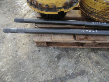 نقل الحركة - آلات البناء Caterpillar 735 Semiasse con una filettatura: صور 2