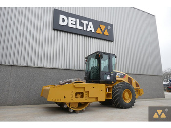 مدحلة Caterpillar CP76: صور 4