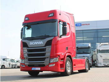 شاحنة جرار SCANIA