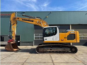 حفارات زحافة LIEBHERR R 922