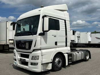 شاحنة جرار MAN TGX 18.440