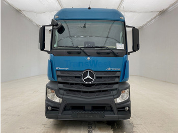 شاحنة جرار Mercedes-Benz Actros 1940: صور 2