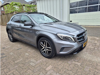 سيارة MERCEDES-BENZ