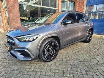 سيارة MERCEDES-BENZ