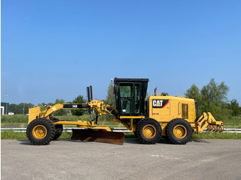 آلة تسوية الأرض CATERPILLAR 140H