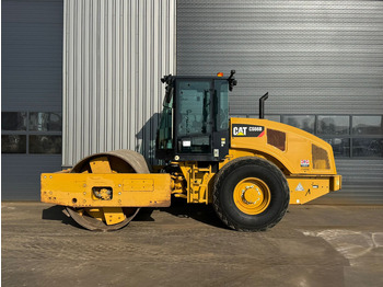 مدحلة CATERPILLAR CS66B
