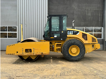 مدحلة CATERPILLAR