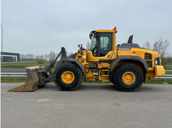 اللودر بعجل VOLVO L110H