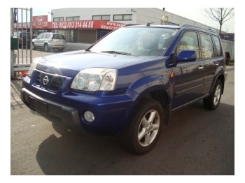 سيارة Nissan X-Trail 2.0 103 KW: صور 1