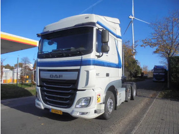شاحنة جرار DAF XF 440