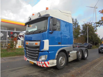 شاحنة جرار DAF XF 440