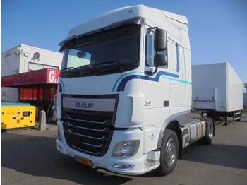 شاحنة جرار DAF XF 440