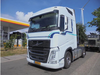شاحنة جرار VOLVO FH 420
