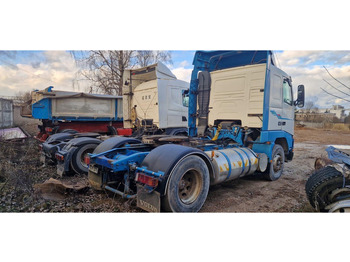 شاحنة جرار Volvo FH 12.420: صور 4