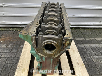 المحرك و قطع الغيار VOLVO