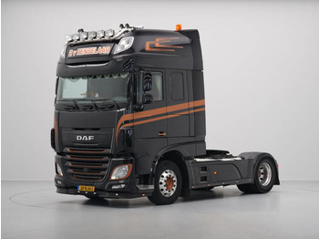 شاحنة جرار DAF XF 460