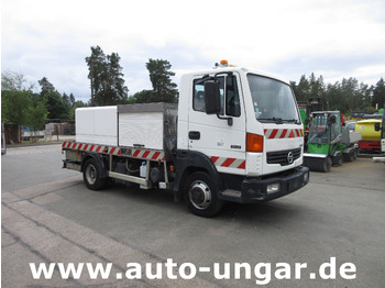 سيارة بلدية NISSAN