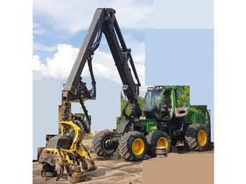 الحصادات JOHN DEERE