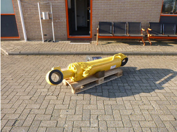 الاسطوانة الهيدروليكية KOMATSU