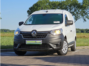 الشاحنات الصغيرة صندوق مغلق RENAULT Express