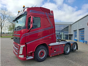 شاحنة جرار VOLVO FH
